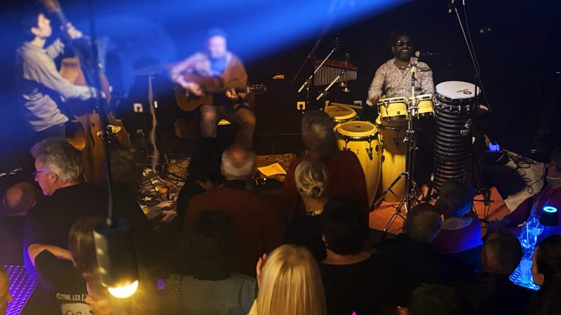 29:11:24- CASA VAVA-BARRIO COMBO-02